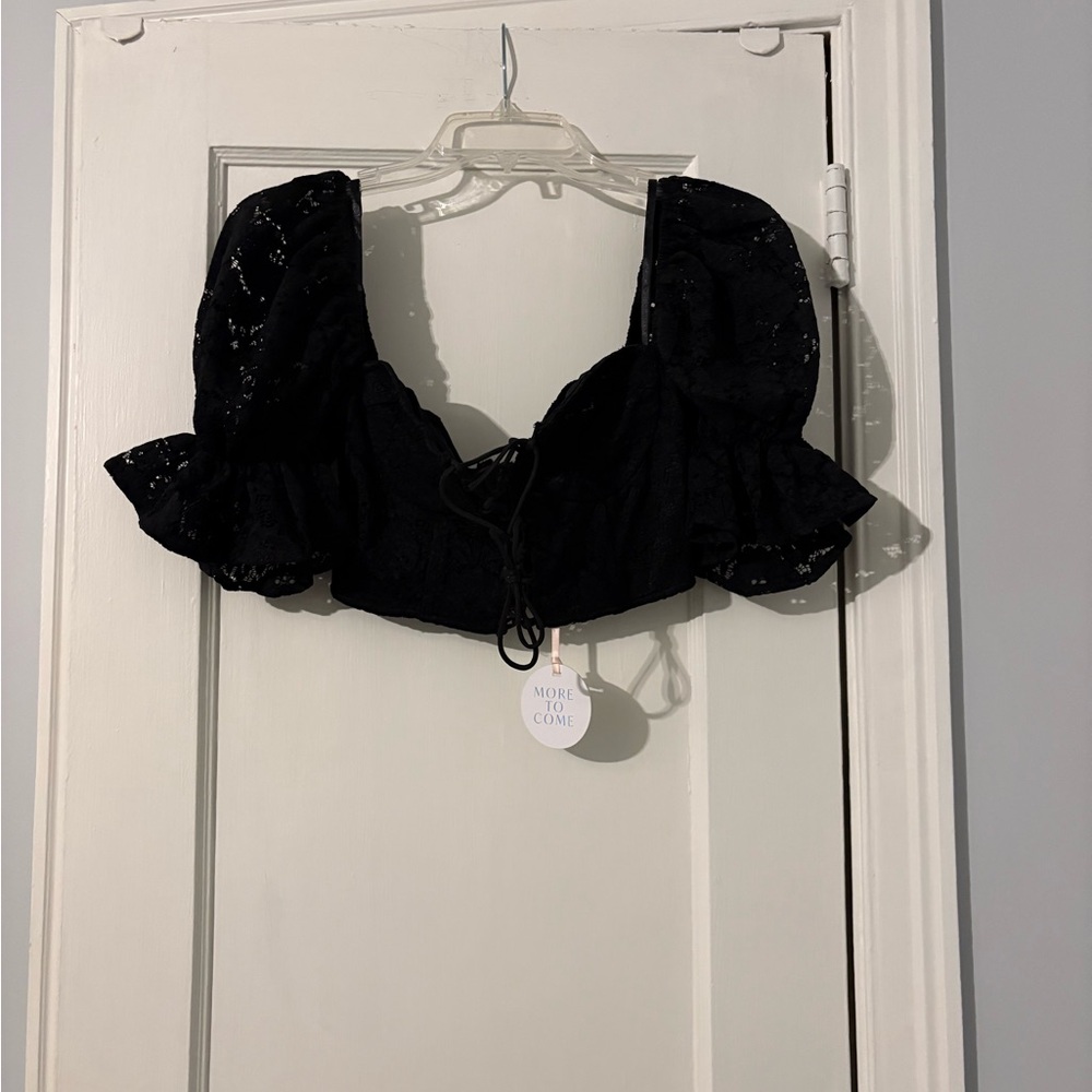 More to come Black Lace Crop Top